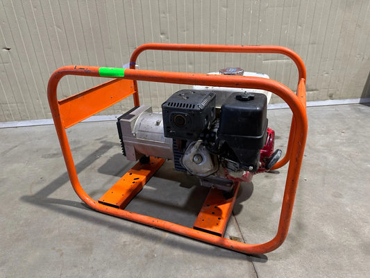 Europower EP4100 Stromgenerator Stromerzeuger 4.2kVA 2x230V Anschluss