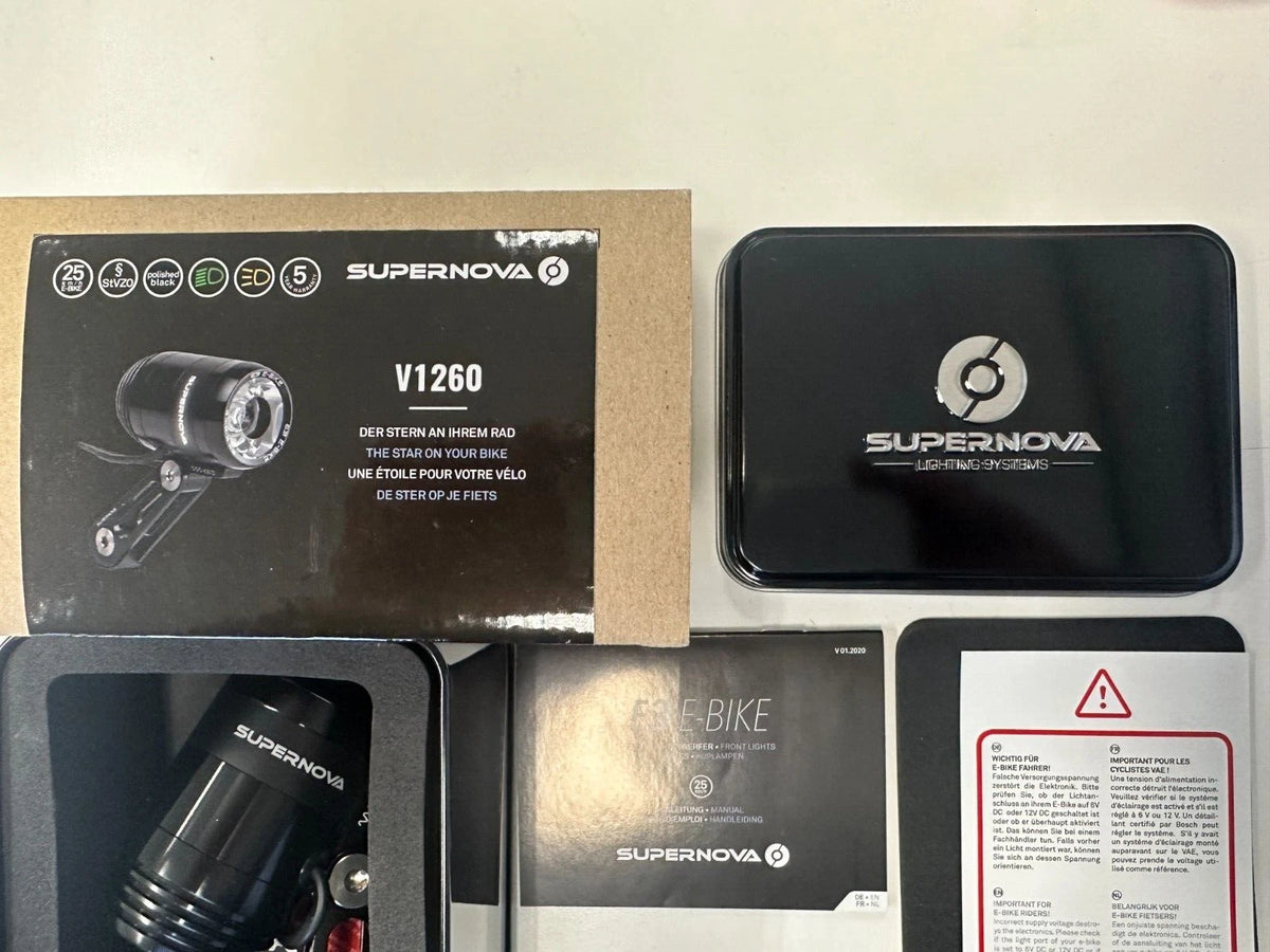 Supernova V1260 Dynamo Light LED-koplamp L-STK-EB1260R-BLK