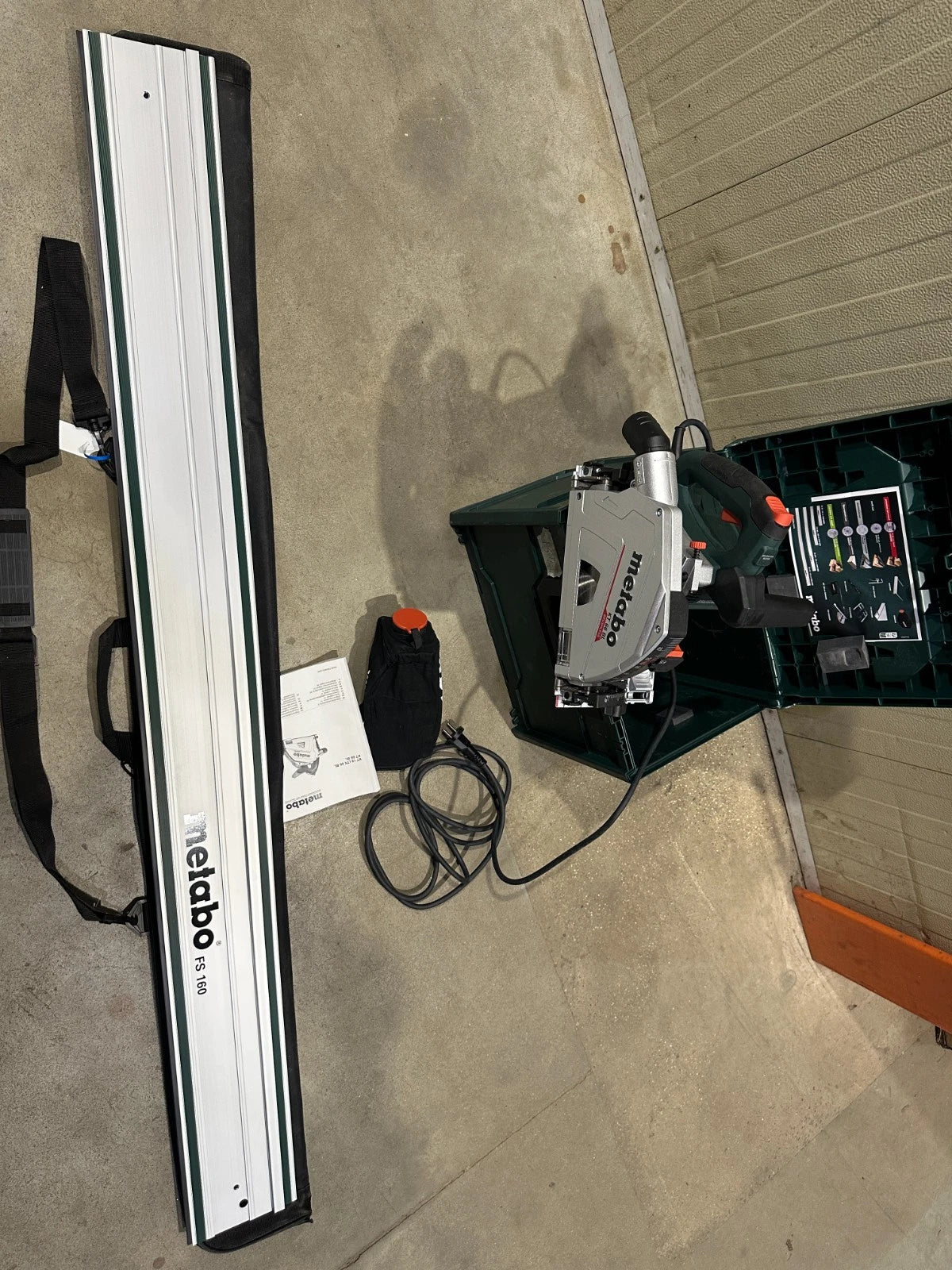 Metabo 18V Accu handcirkelzaag Set KT 18 LTX 66 BL met geleiderail SoloNr.154 4061792192485