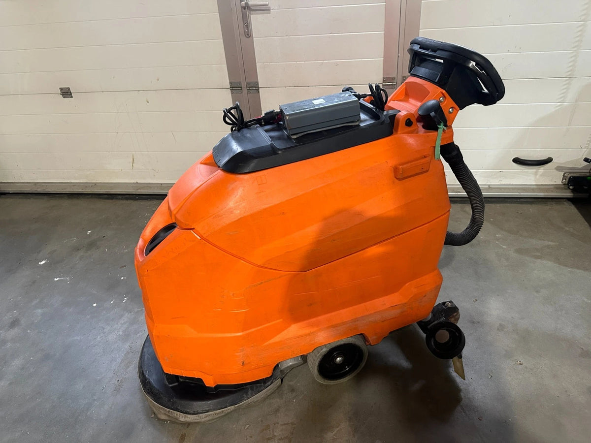 Kärcher BD50/50C Bp  batteriebetriebene Nachläufer-Scheuersaugmaschine