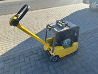 Wacker  DPU 3050 mit E-Start Rüttelplatte