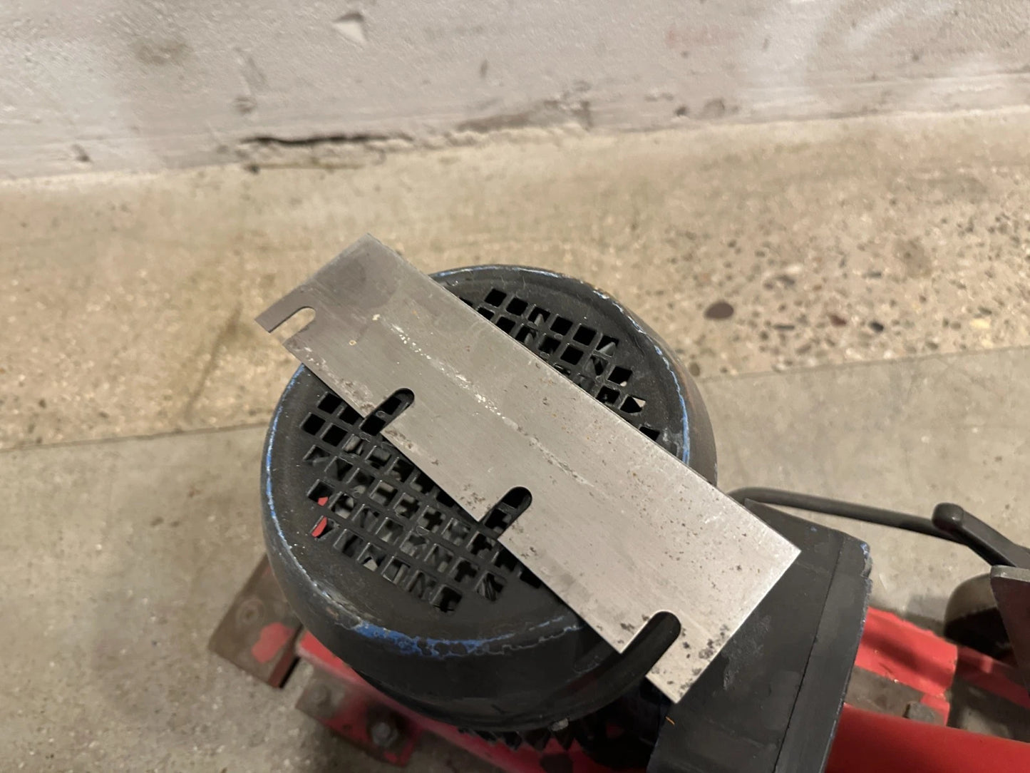 SPE MS 230 Stripper Vloerbedekkingverwijderaar Tapijtstripper 8164