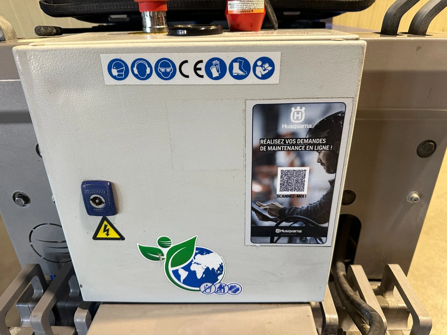 Blastrac BMS-220 ADB  Stripper Silent Bodenbelagsentferner stripper 1142 kg