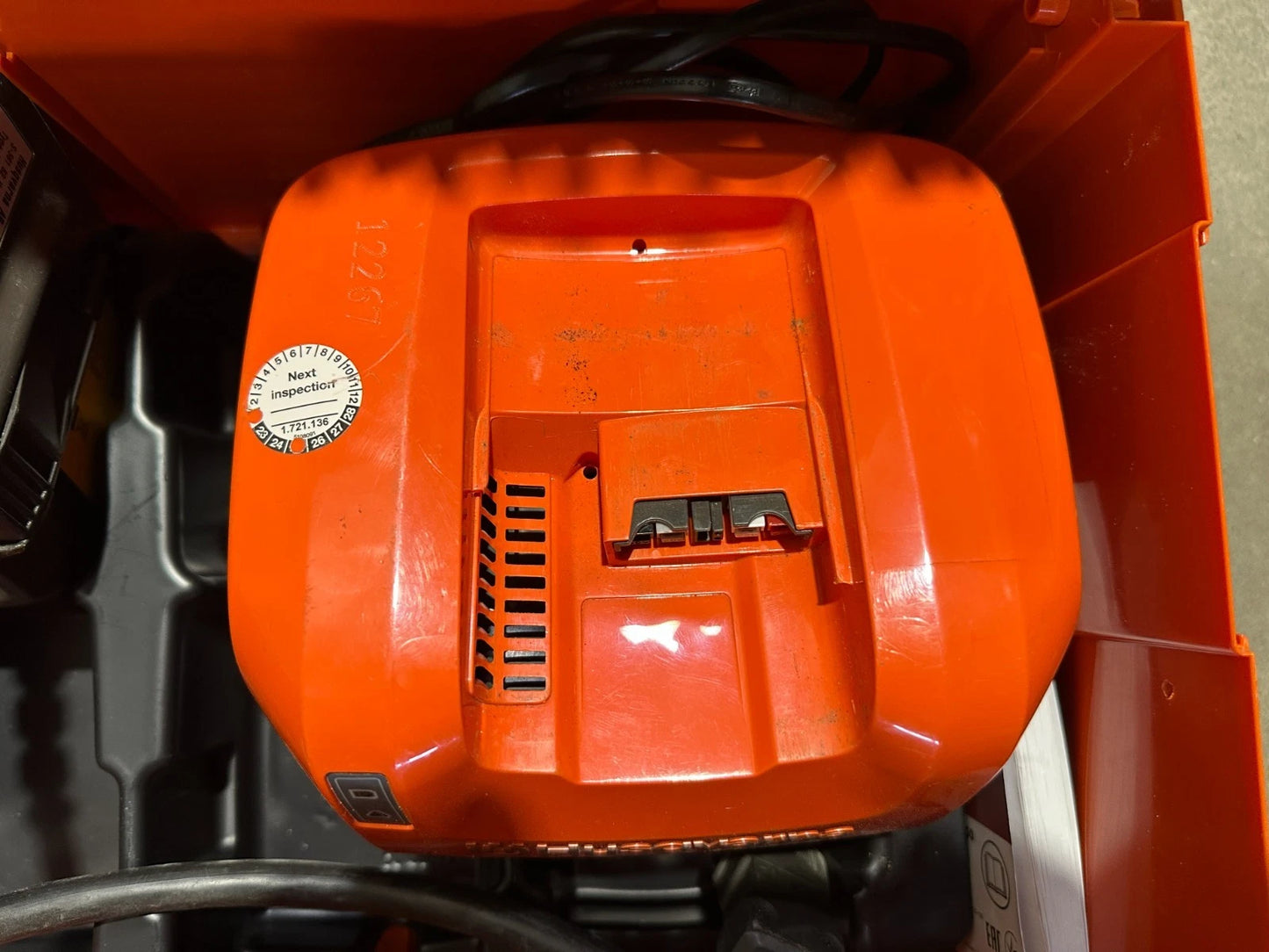 Husqvarna BLi950 31,1Ah Oplader / QC 500 Husqvarna BliX met 550iBTX