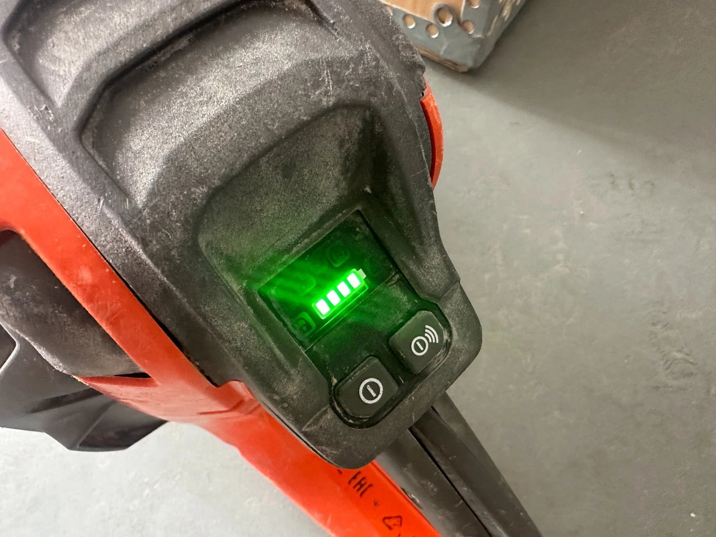 Husqvarna Akku Trennschleifer K1 PACE  inkl.Akku B750X+B380X+Ladegerät PACE 2024