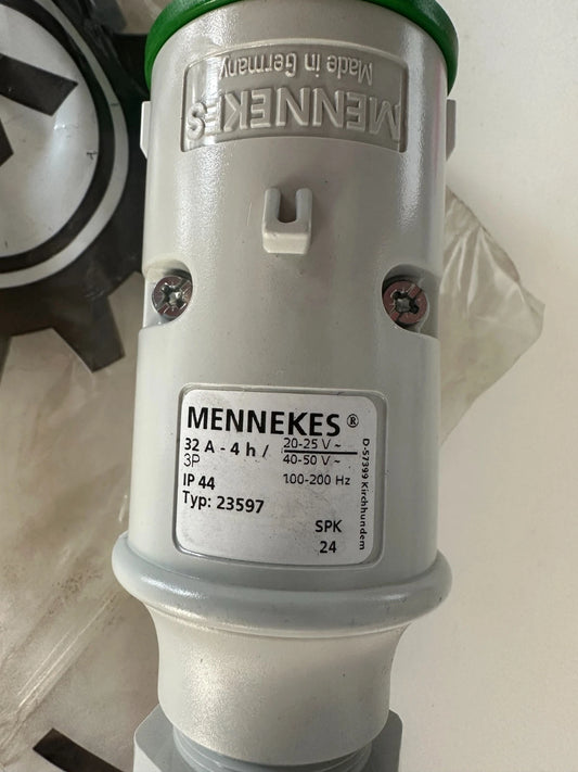 1x CEE stekker groen 32A - 4H type 23597 beton trilnaald bouwmachines