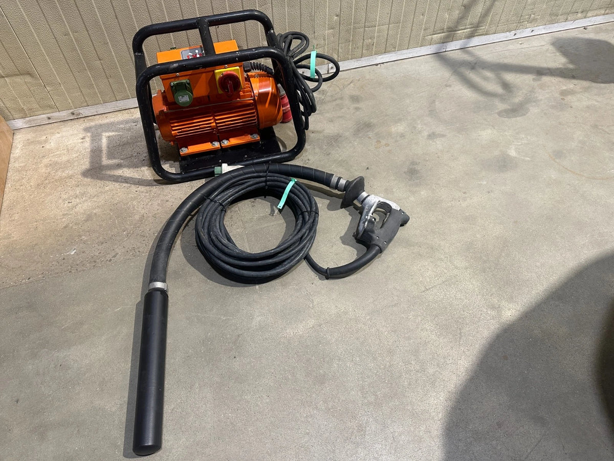 ENAR AFE 2000 T + Wacker Betonrüttler Innenrüttler