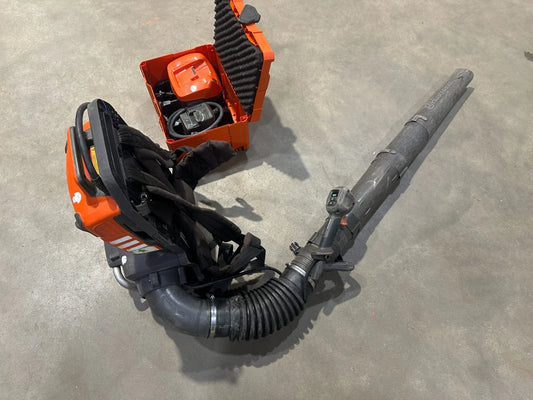 Husqvarna BLi950 31,1Ah Oplader / QC 500 Husqvarna BliX met 550iBTX