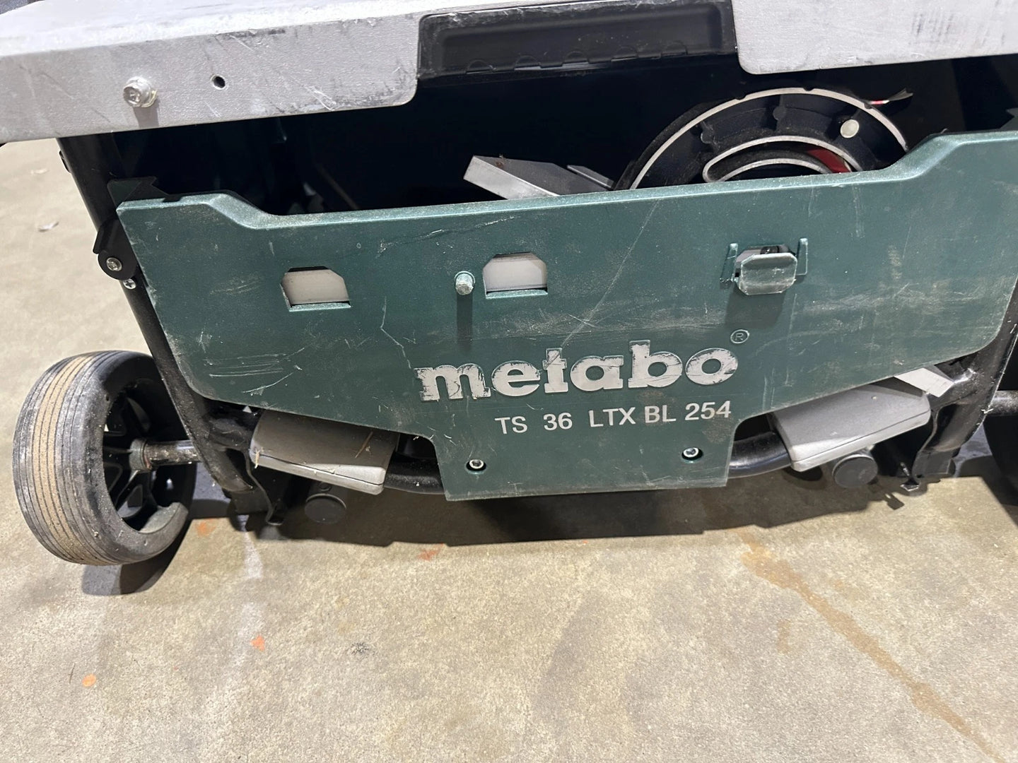 Metabo TS 36 LTX BL254 Accu-tafelzaag met onderstel 2xAccu/oplader Nr.72