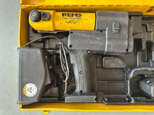 Rems strijkpers, draadloze pers, 22V-voeding.