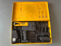 Rems strijkpers, draadloze pers, 22V-voeding.