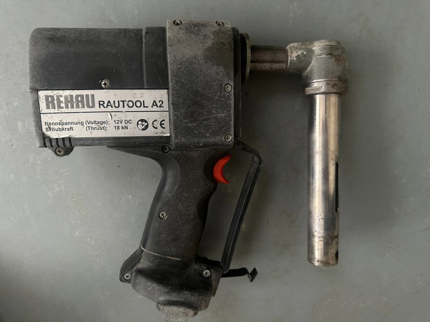 Rehau A2 Perstang Pers Persmachine Accu-schuifhulstoestel SOLO.