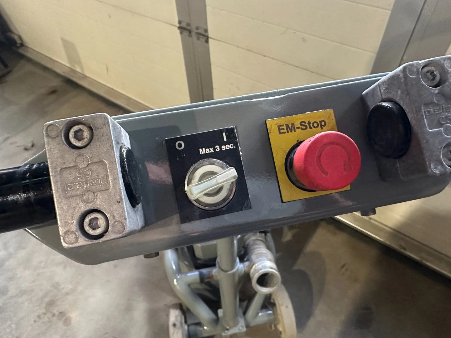 ---Diamantslijpmachine HTC GL450 Vloerslijpmachine 4848