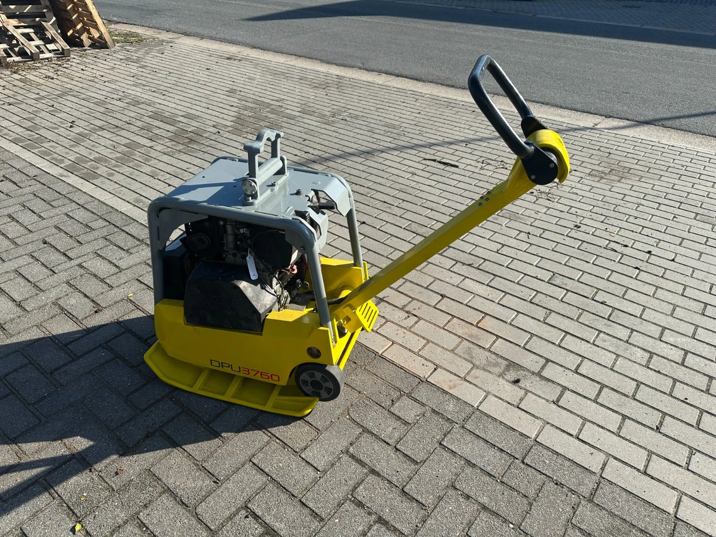Wacker DPU 3760 met elektrische starter