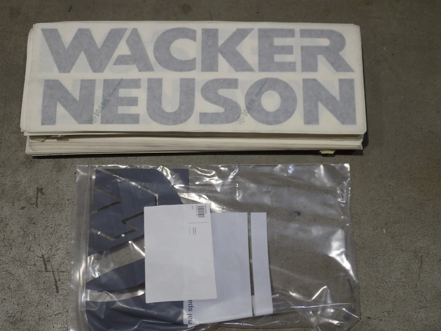 2 originele Wacker-logo stickers 160mm x 470mm