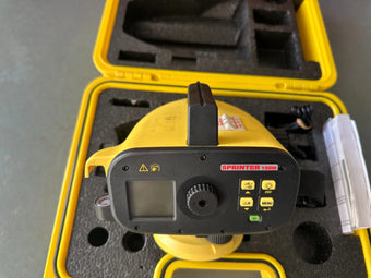 compare product LEICA Sprinter 150M Digitale waterpasinstrument