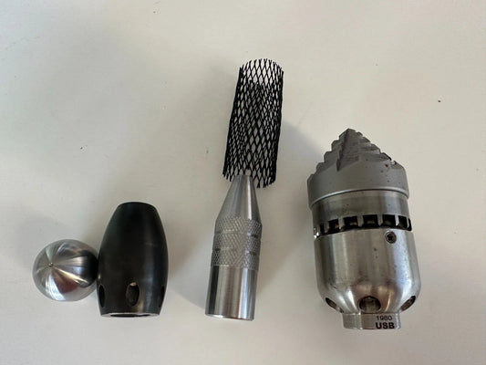 USB PIPEWOLF sproeikopsnijder voor pijpreinigingsmachines met een debiet van 60 l/min.