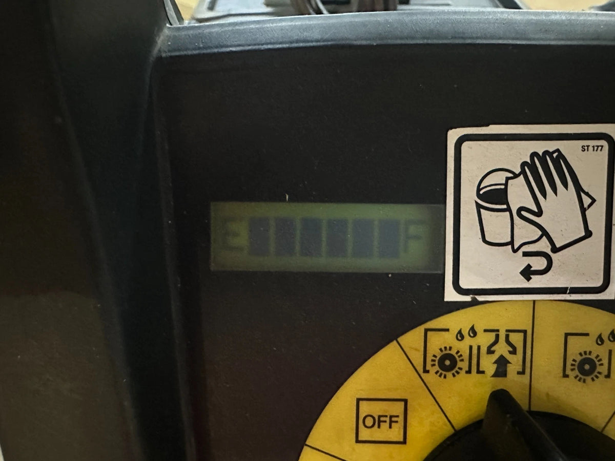 Kärcher BD50/50C Bp  batteriebetriebene Nachläufer-Scheuersaugmaschine