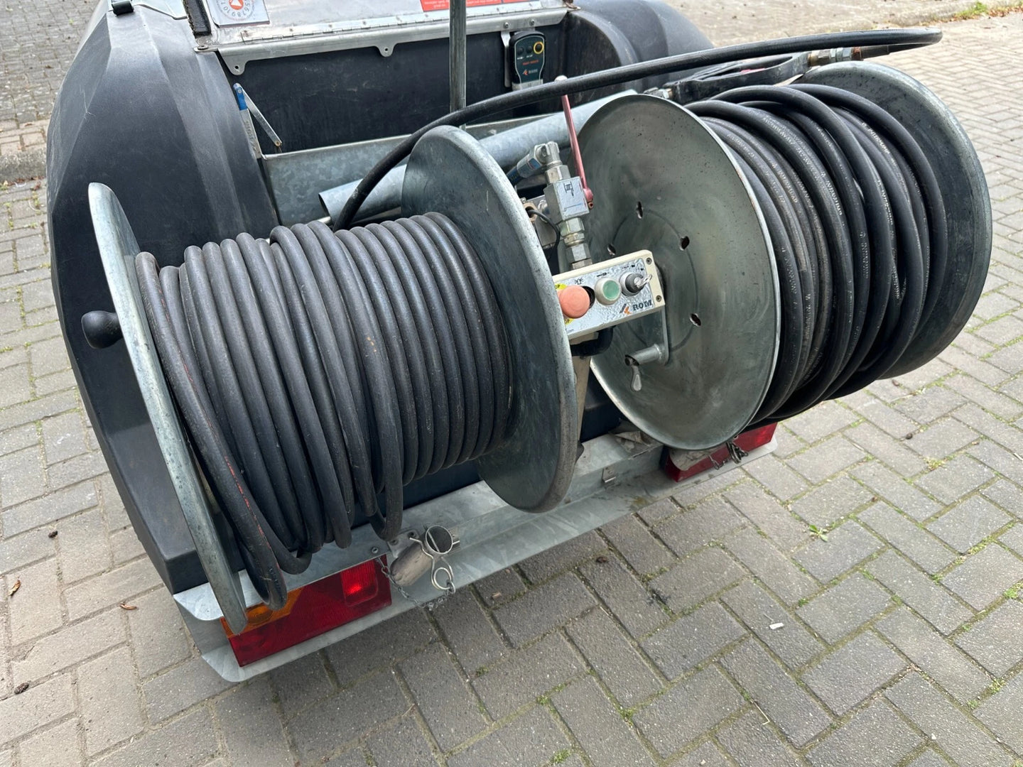 ROM SMART TRAILER Pijpreinigingsmachine 150 bar - 50 l/min Radiografische afstandsbediening