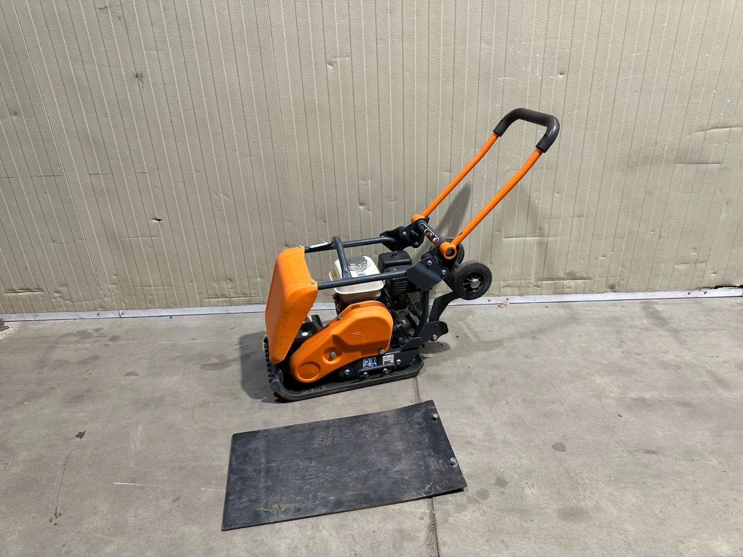 Belle FC 3612 E trilplaatverdichter 81 kg, bouwjaar 2016 B499