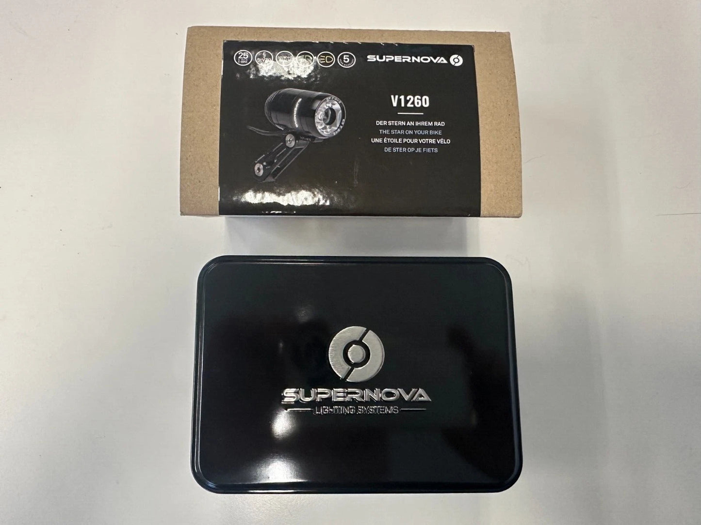 Supernova V1260 Dynamo Light LED-koplamp L-STK-EB1260R-BLK