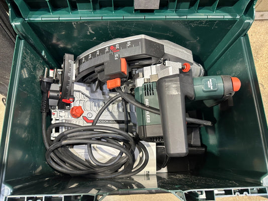 Metabo 18V Accu handcirkelzaag Set KT 18 LTX 66 BL met geleiderail SoloNr.154 4061792192485